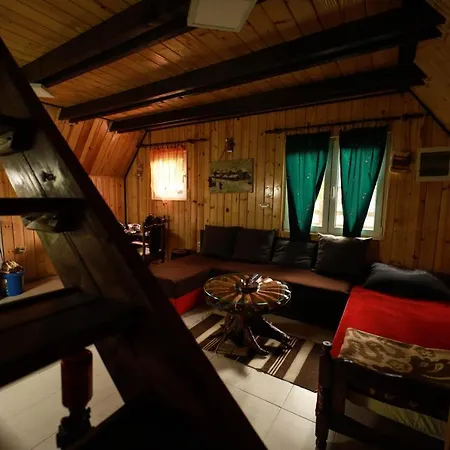 Planinska Kuca Bubi - Tara, Zaovine. Casa de Férias *