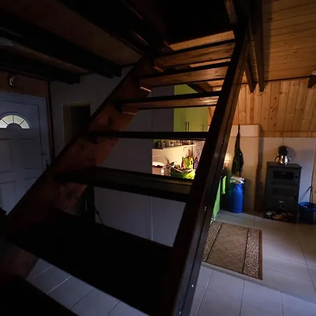 Planinska Kuca Bubi - Tara, Zaovine. Jezdici