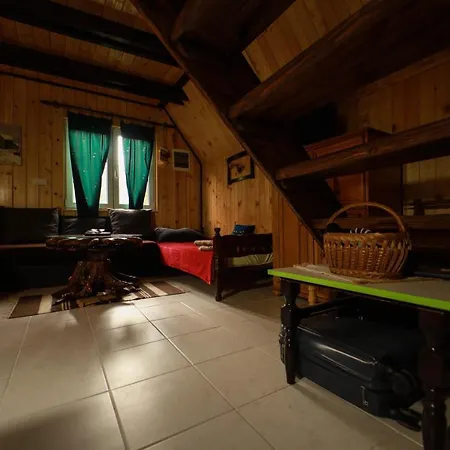 Planinska Kuca Bubi - Tara, Zaovine. Jezdici