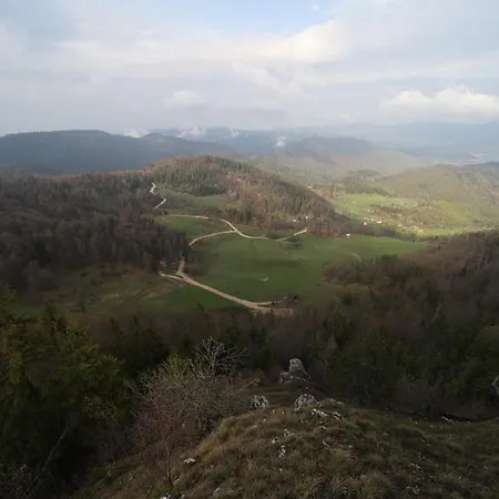 Planinska Kuca Bubi - Tara, Zaovine. Jezdici